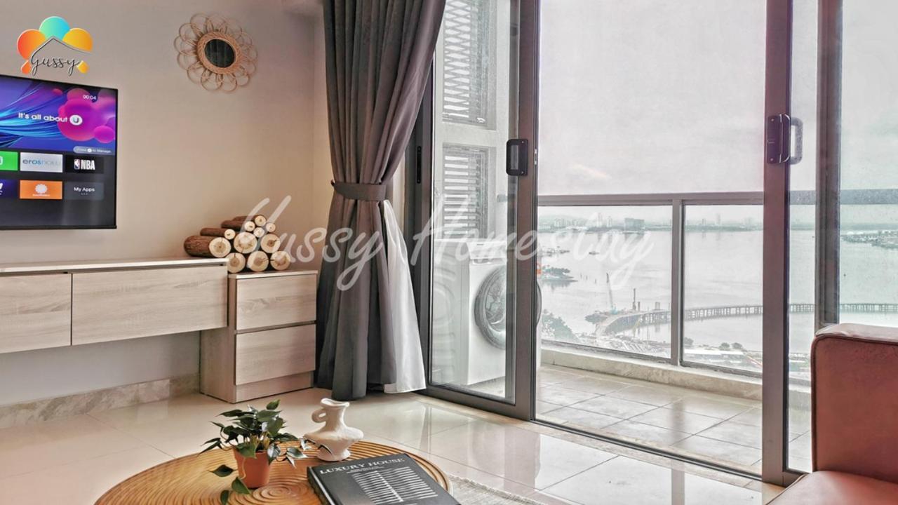 ג'והור בהרו Yussy 2 Bedrooms Condo At R&F Princess Cove מראה חיצוני תמונה
